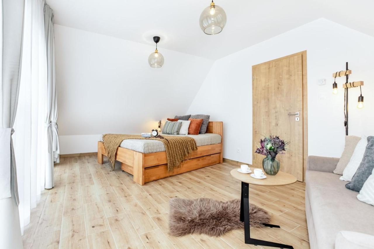 Apartmány Karlovy Dvory Horní Planá Exterior foto