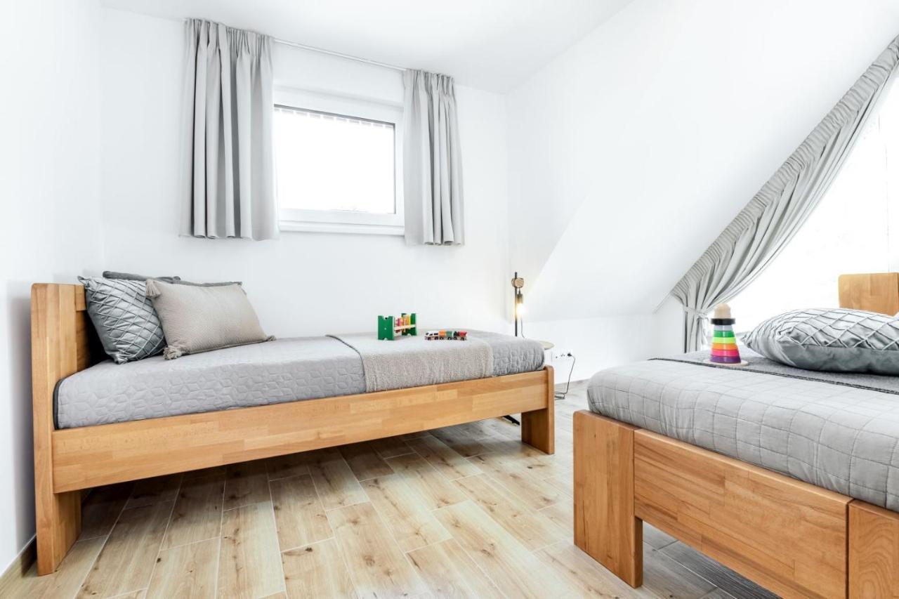 Apartmány Karlovy Dvory Horní Planá Exterior foto