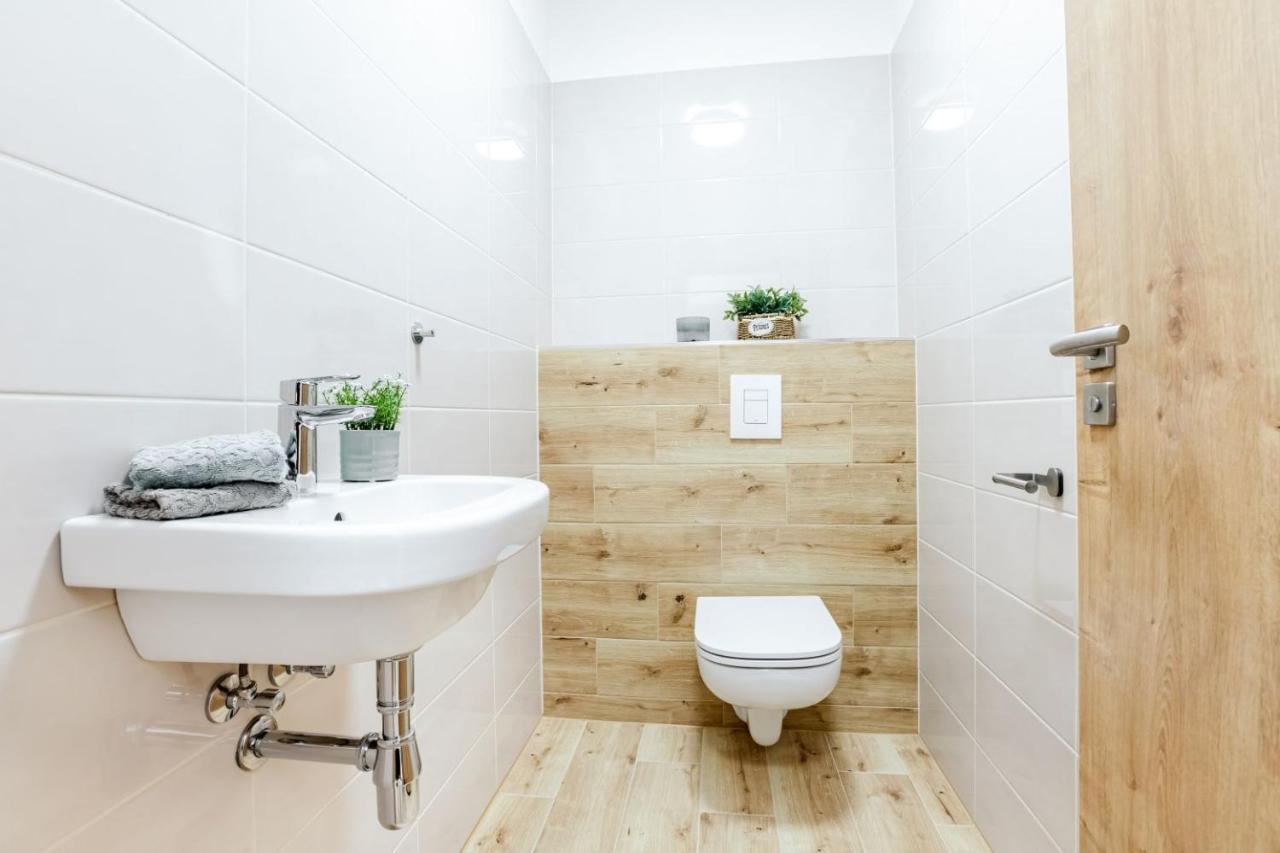 Apartmány Karlovy Dvory Horní Planá Exterior foto
