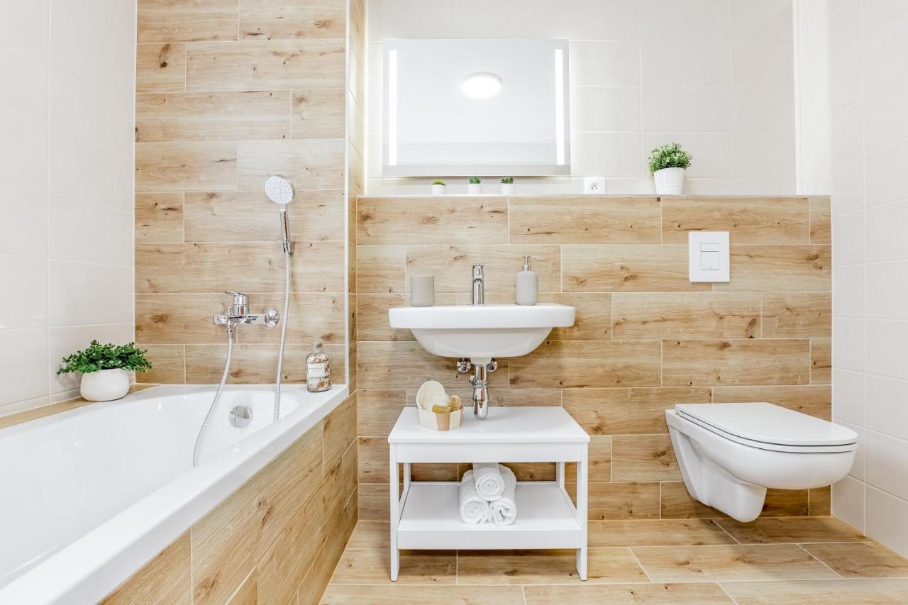 Apartmány Karlovy Dvory Horní Planá Exterior foto