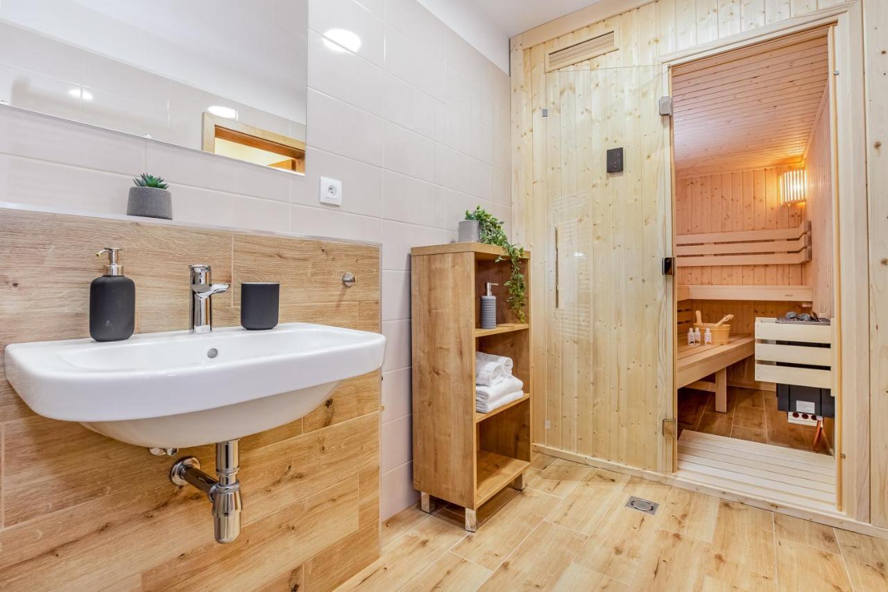 Apartmány Karlovy Dvory Horní Planá Exterior foto